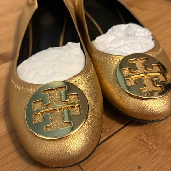 Tory Burch Gold Leather Distressed Reva Scrunch Ballet Flats - Picture 9 of 9